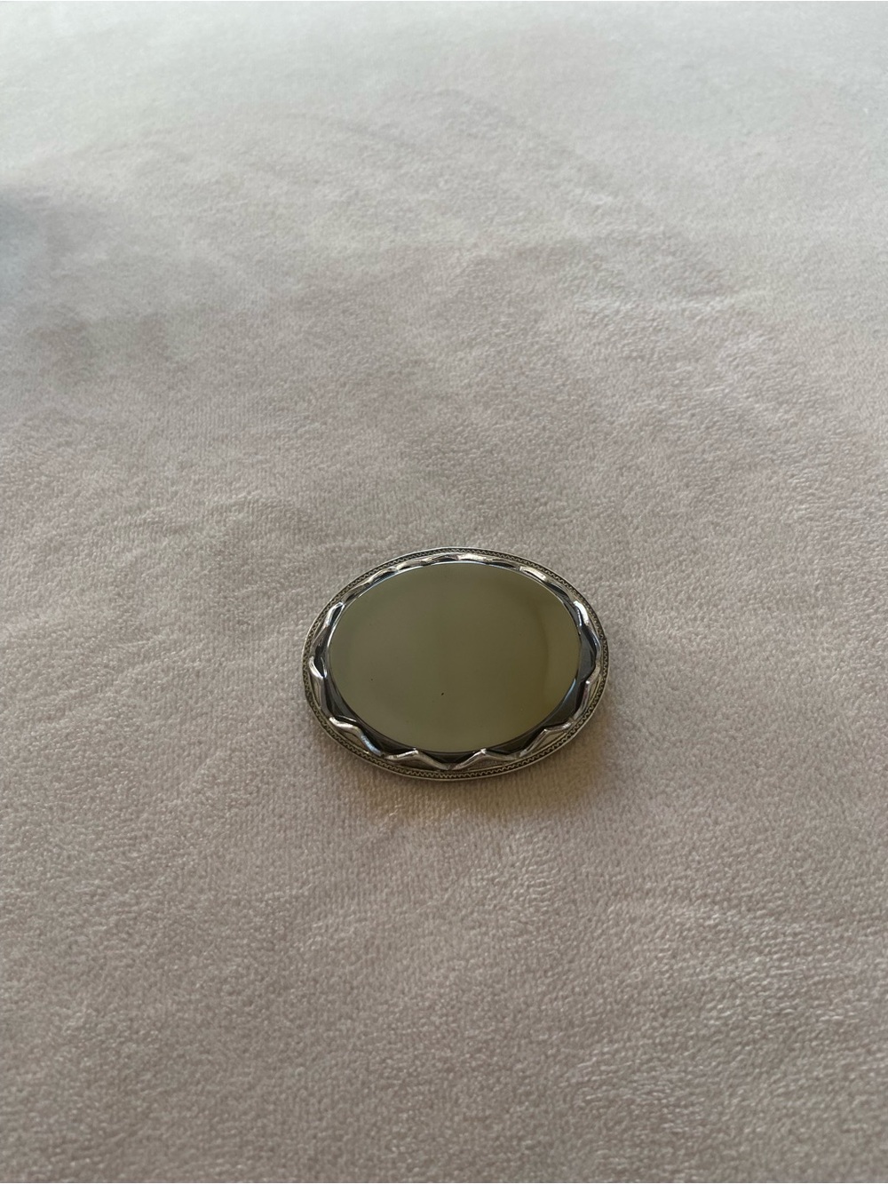 Whiting & Davis Silver-Tone Oval Compact with Cream Center